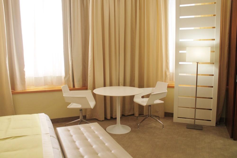 Best Western Mirage Hotel Fiera Paderno Dugnano Exteriör bild