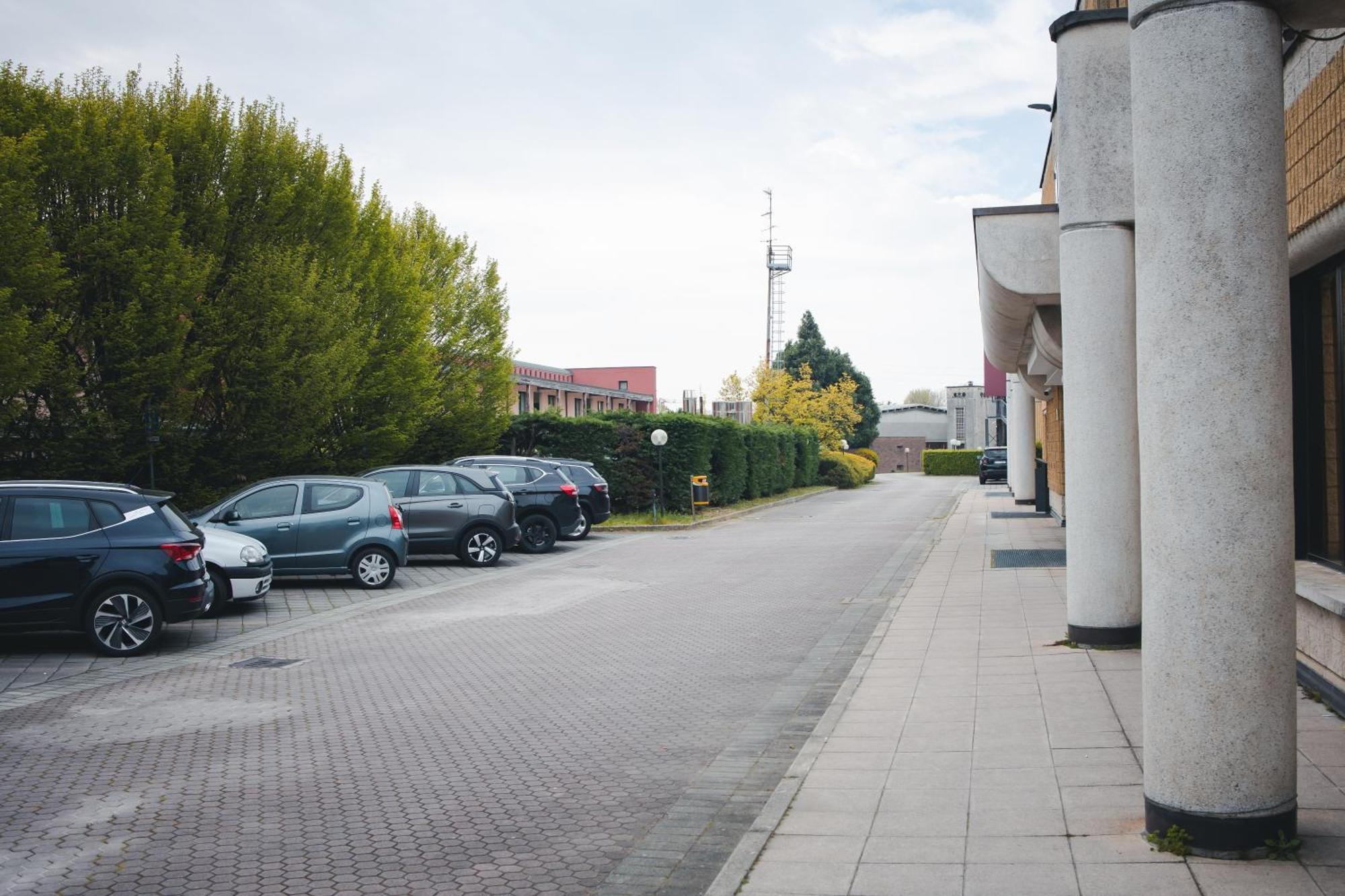 Best Western Mirage Hotel Fiera Paderno Dugnano Exteriör bild
