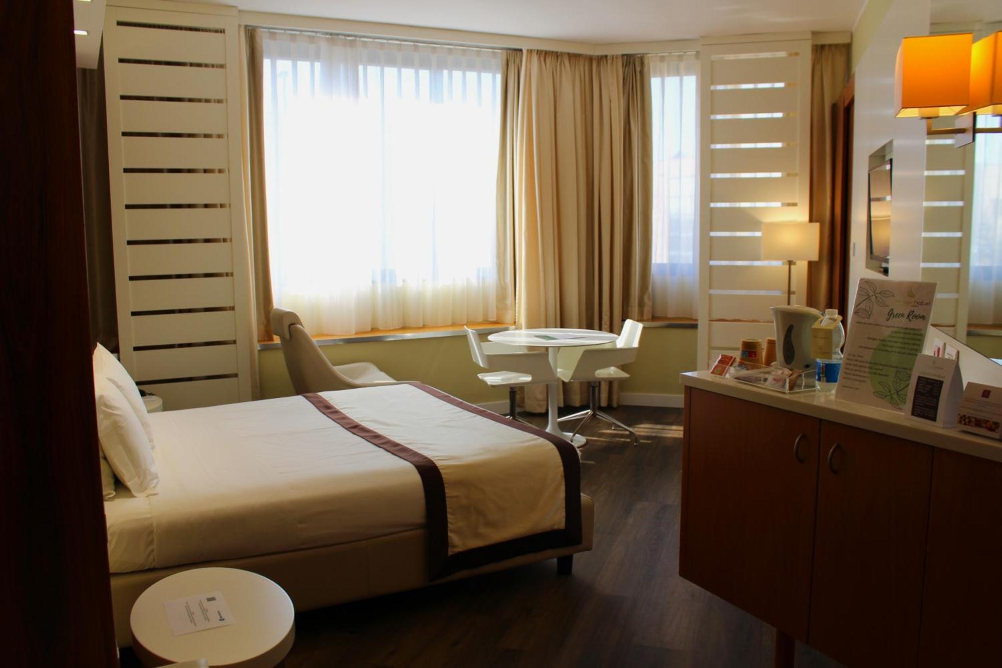 Best Western Mirage Hotel Fiera Paderno Dugnano Exteriör bild
